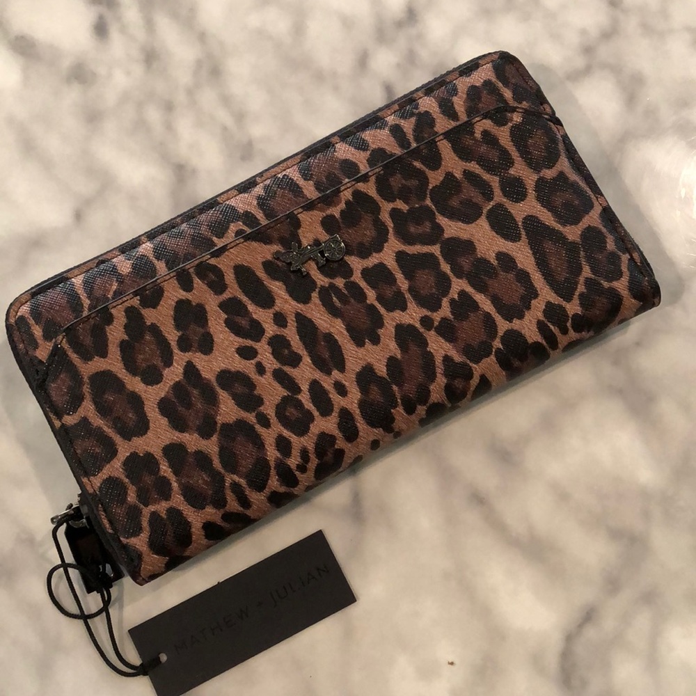 Mathew & Julian Leopard Zip Wallet/New